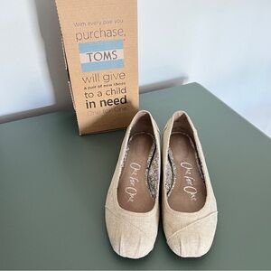 TOMS Ballet Flat Natural Size 8